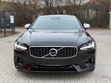 Volvo S90 Lim. R Design AWD LED NAVI HUD B&W LEDER - Volvo: R Design