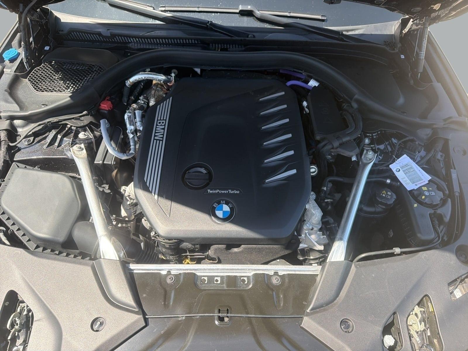 BMW 530d xDrive A Laser HEAD-UP SITZBELÜFT RFK HIFI