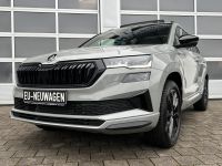 SKODA Karoq 2.0 TSI DSG 4x4 Sportline PANO AHK 5J  GAR bei Autohaus Landmann & Maier OHG