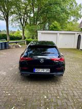 Mercedes-Benz CLA 200 d Shooting Brake AMG Line - gebrauchte Mercedes-Benz CLA 200 Shooting Brake aus dem Jahr 2022