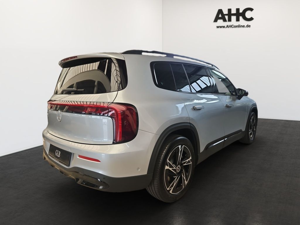 Fahrzeugabbildung Mercedes-Benz GLB 200 NIGHT MULTI AHK 360GRAD MASSAGE WINTER