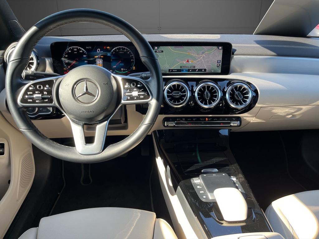 Mercedes-Benz CLA 250