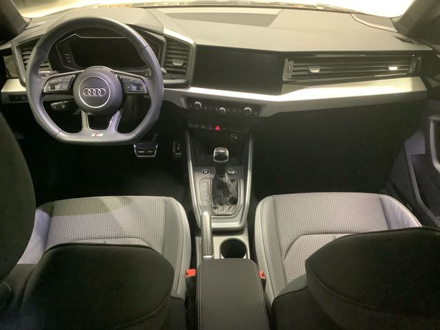 A1 Sportback 2.0 TFSI S line,Kamera,SONOS,Navi P