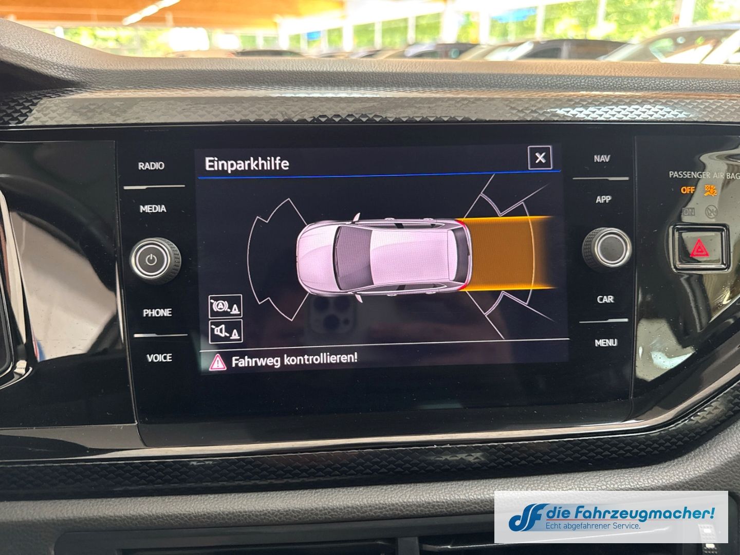 Fahrzeugabbildung Volkswagen Polo VI Life 1.0 TSI EU6d Navi Digitales Cockpit