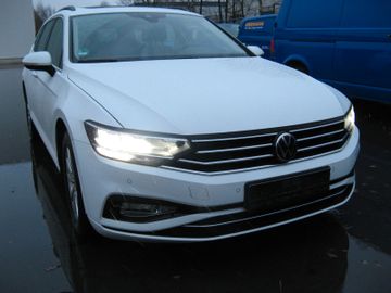 Volkswagen Passat Variant - 4