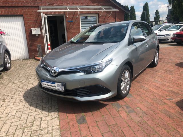 Toyota Auris Cool