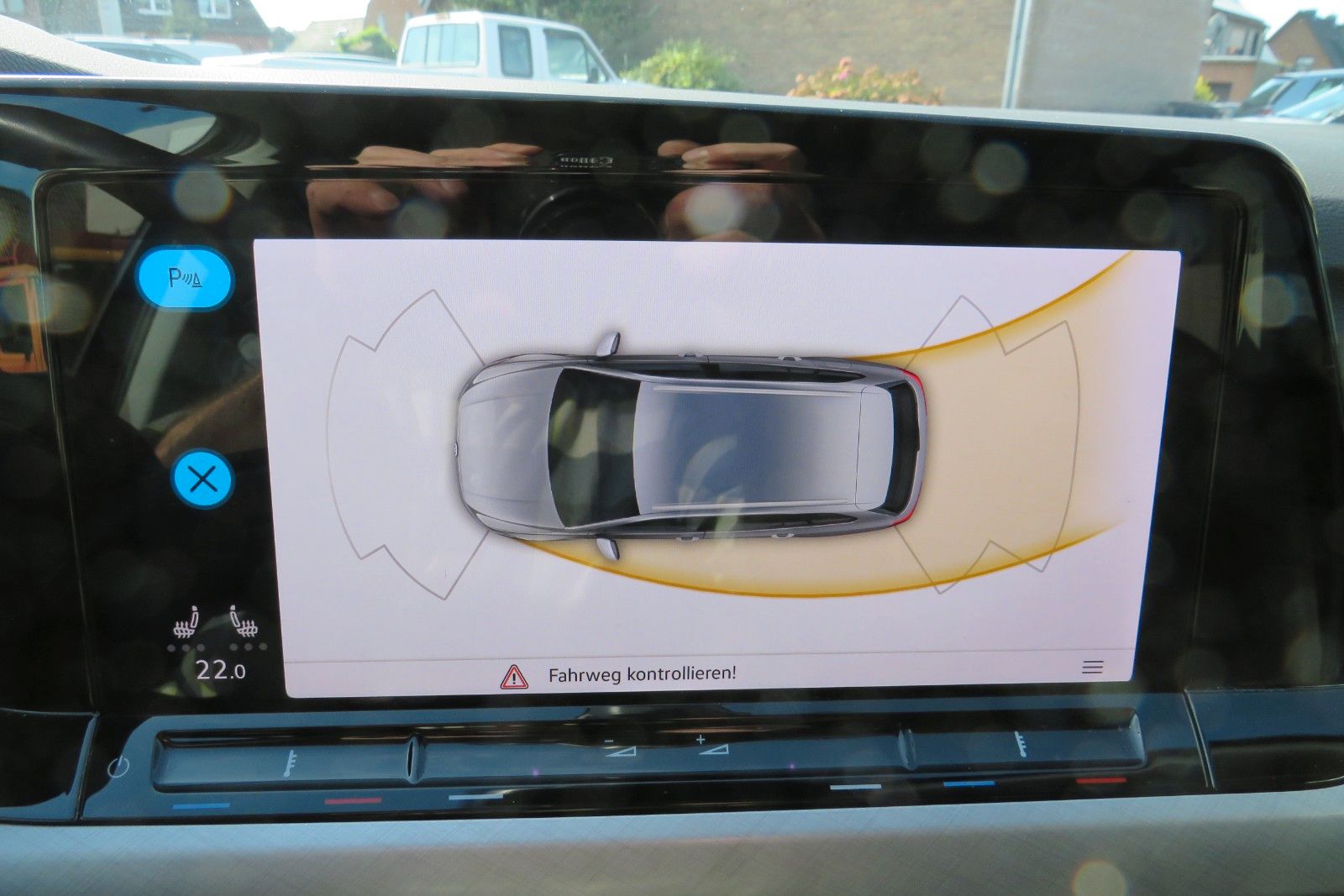 Fahrzeugabbildung Volkswagen Golf Variant LIFE DSG NAVI APP ACC SITZH. LED 1H