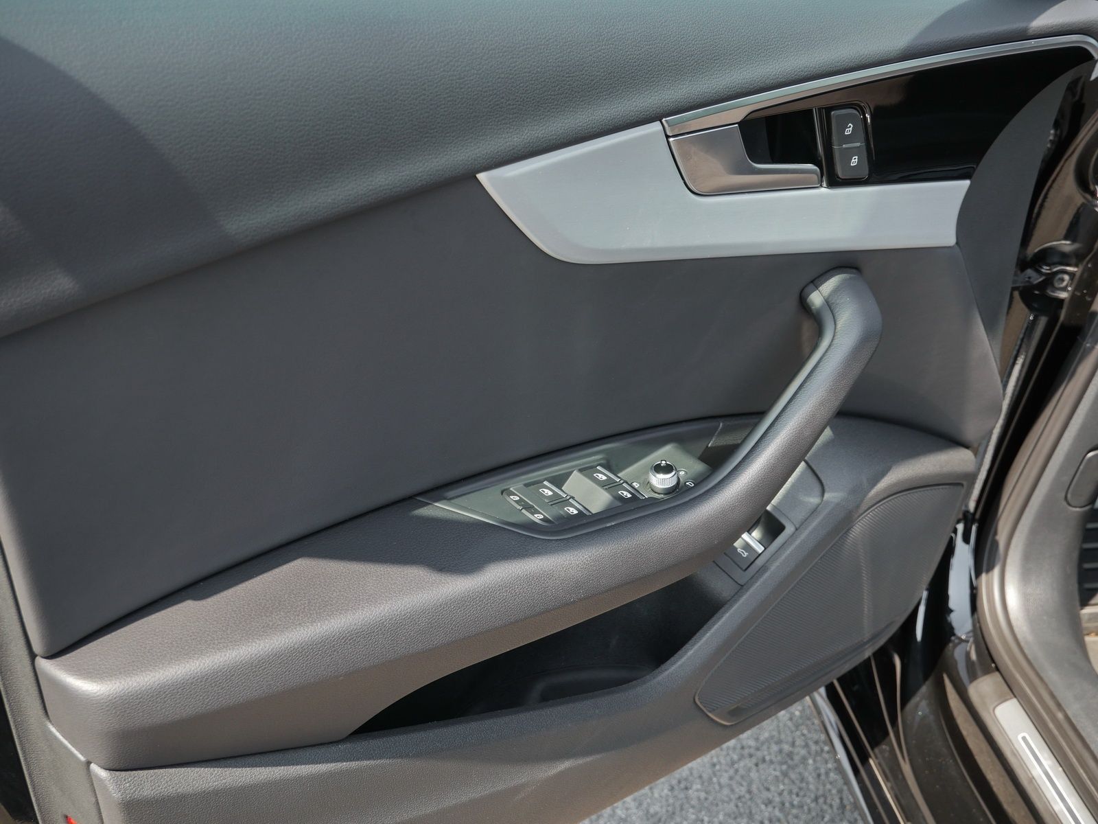 Audi A4 - Bild 21
