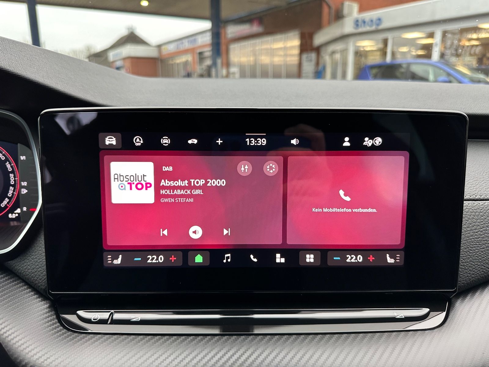 Fahrzeugabbildung SKODA Octavia Combi 1.5 TSI Sportline DSG Navi/ACC/APP