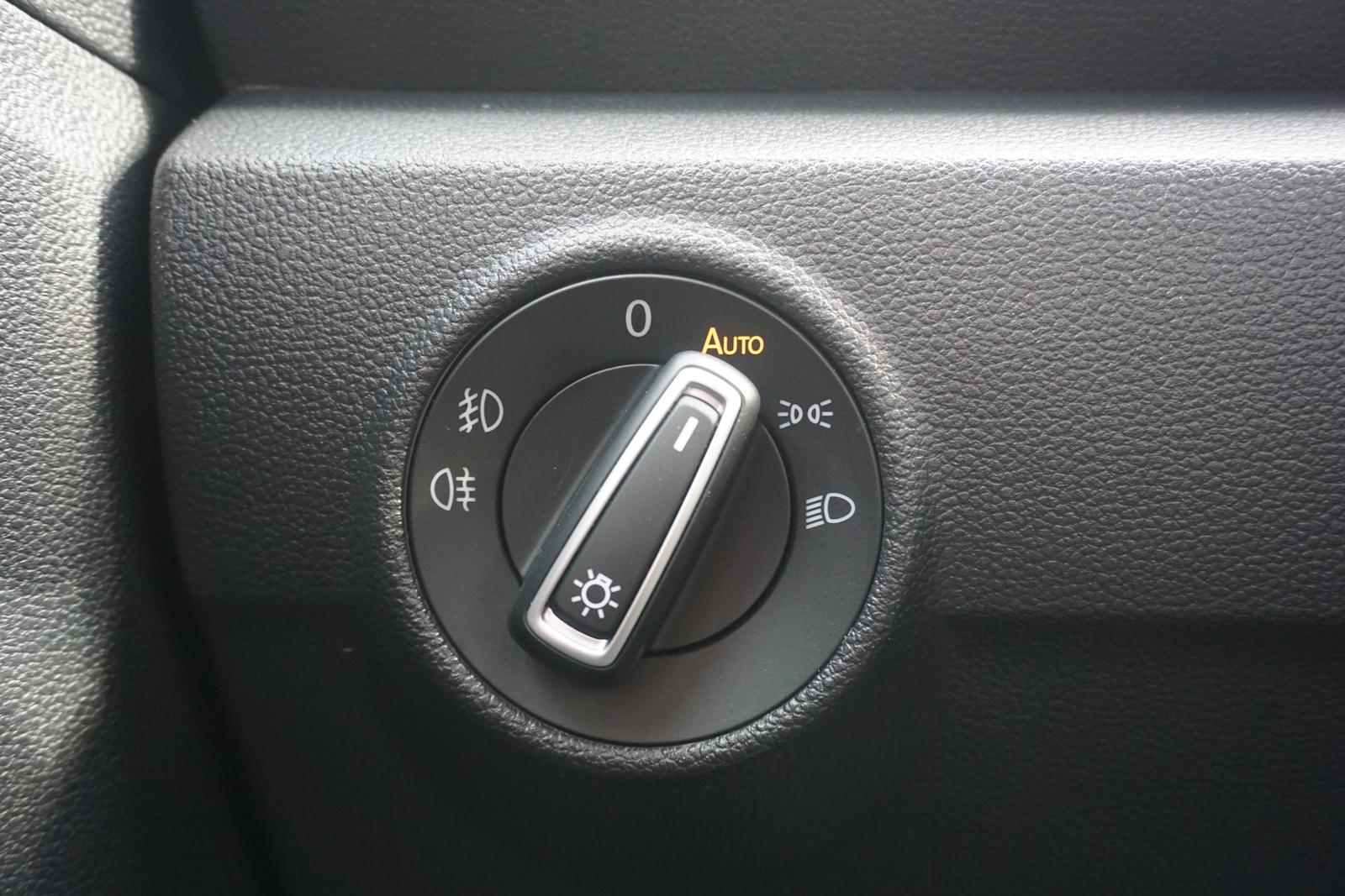 Volkswagen T-Roc 2.0 TSI Sport 4Motion DSG LED Navi Kamera