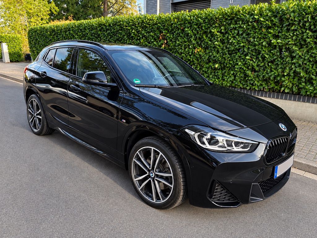 Image of BMW X2