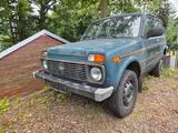 Lada Bastler; Export, Niva 1.7i - Lada aus 2010