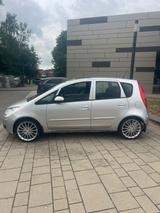 Mitsubishi Colt CZ3 Lim. 5-trg. 1.3 30 jahre Automatik - Mitsubishi Colt: 30 Jahre