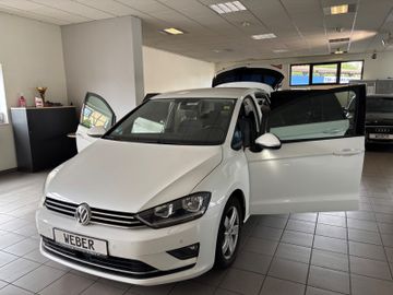 Volkswagen Golf - 8