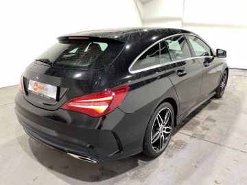 Mercedes CLA 220 Shooting Brake - 3