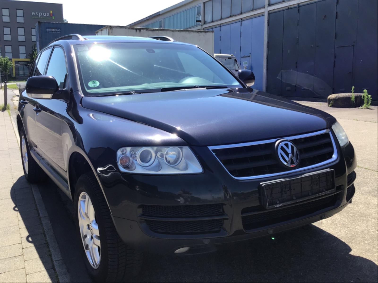 Volkswagen Touareg 2006 — interior