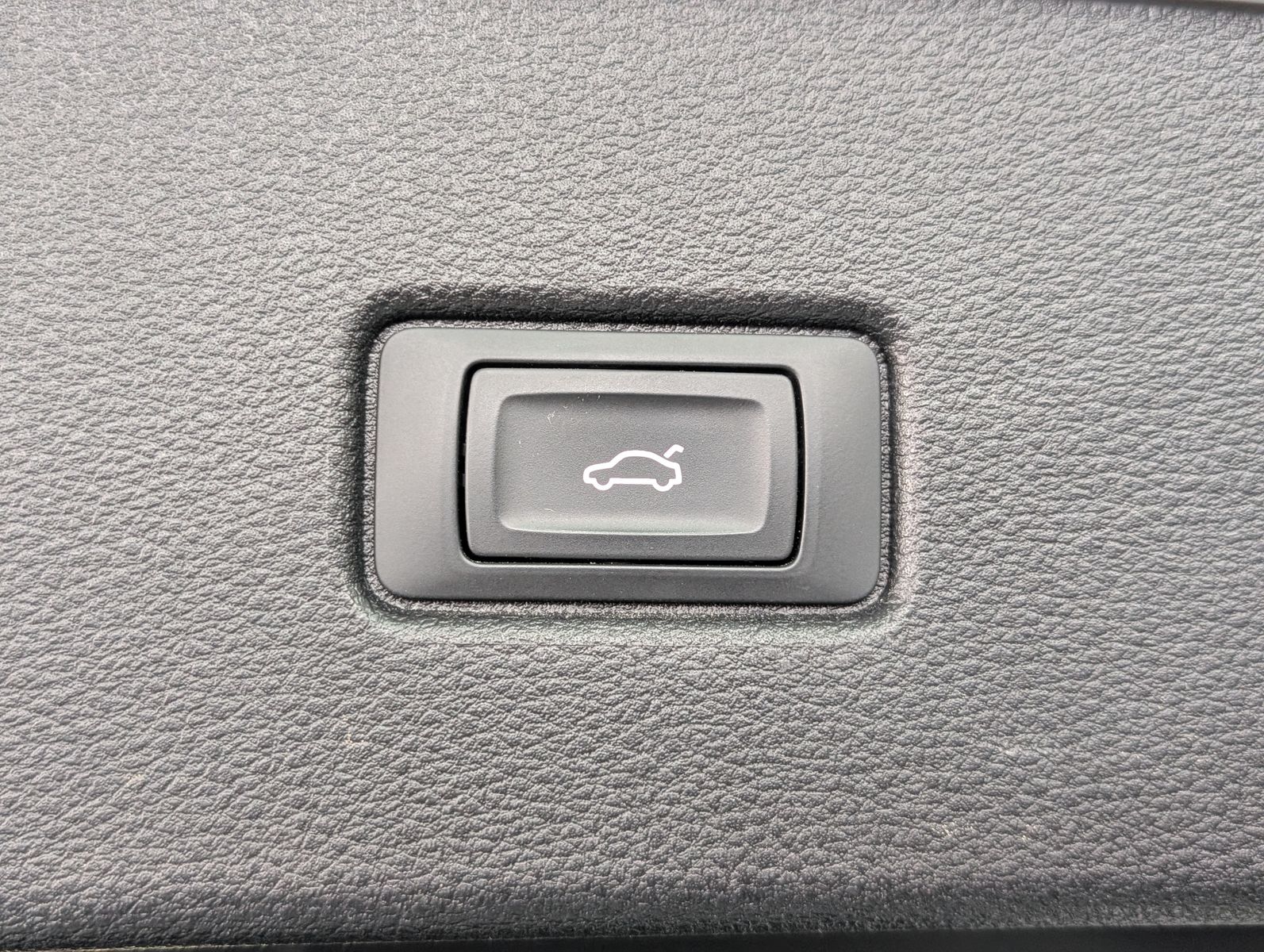 Fahrzeugabbildung Audi Q5 50 TFSIe quattro Sportback AHK MATRIX ACC APP