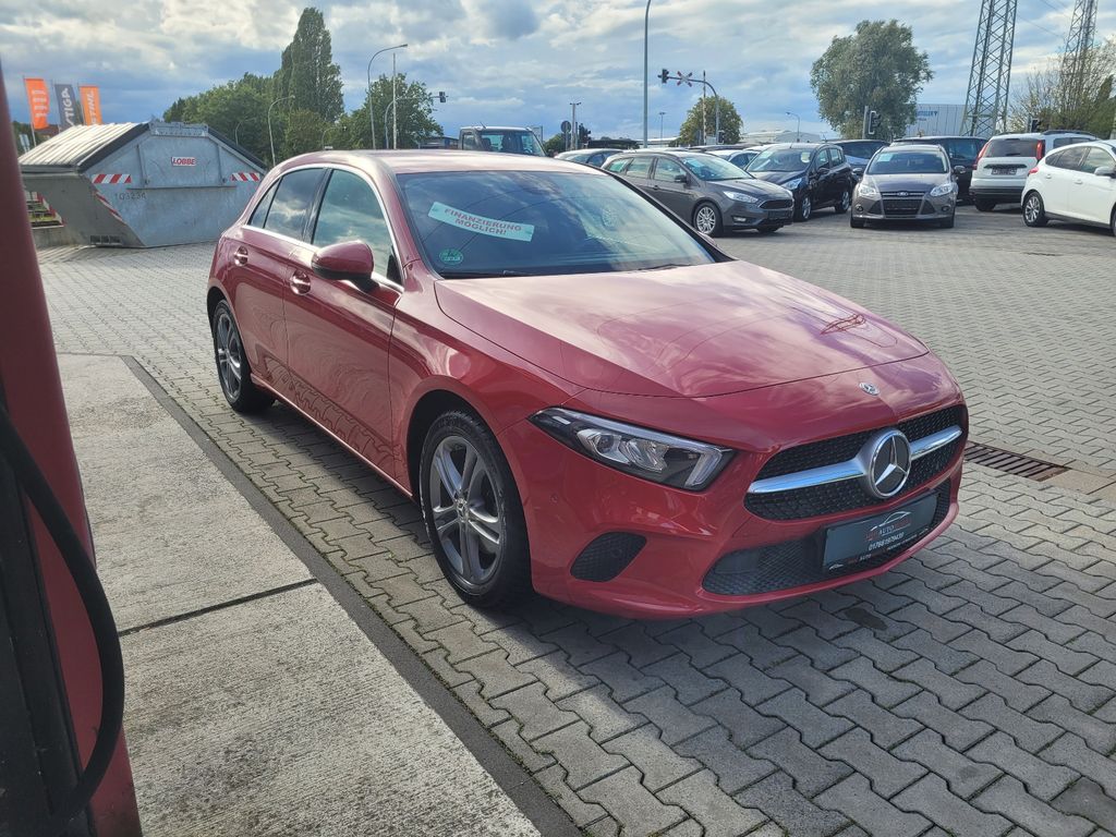 Image of Mercedes-Benz A 220