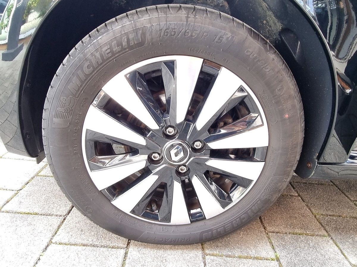 Fahrzeugabbildung Renault Twingo Intens TCe 90