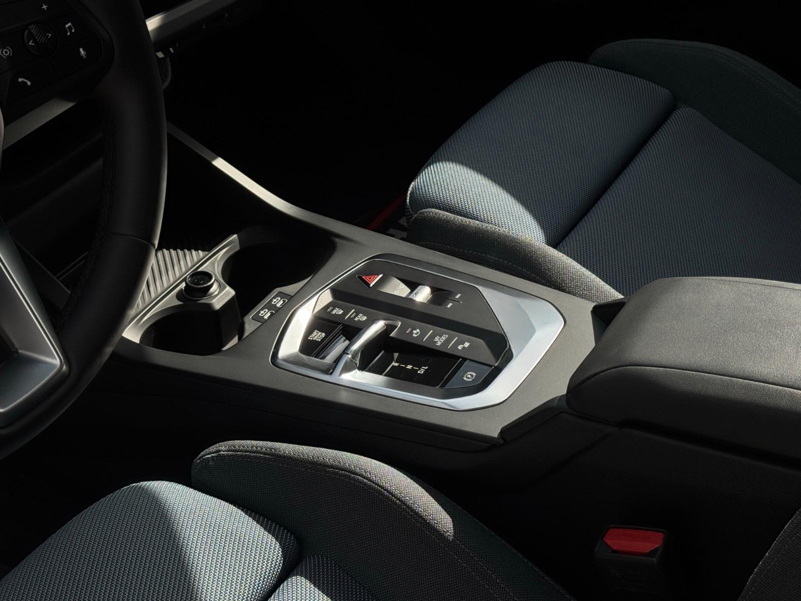 BMW 1 Series i Aut. Adap. LED CAM SHZ LHZ KZG CarPlay, миниатюра 29