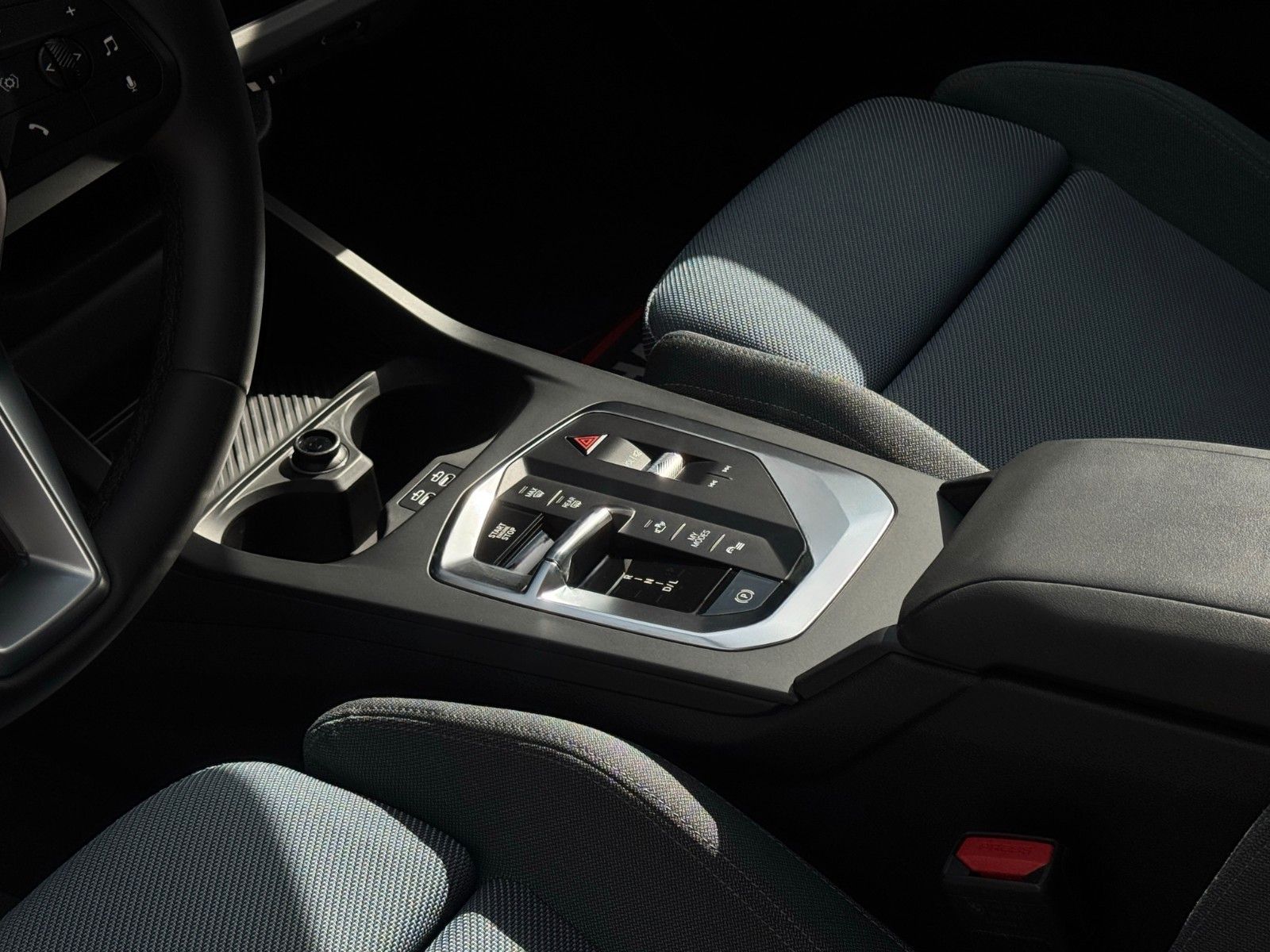 Fahrzeugabbildung BMW 120i Aut. Adap. LED CAM SHZ LHZ KZG CarPlay