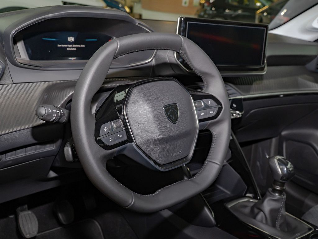 Peugeot 208 - Bild 11