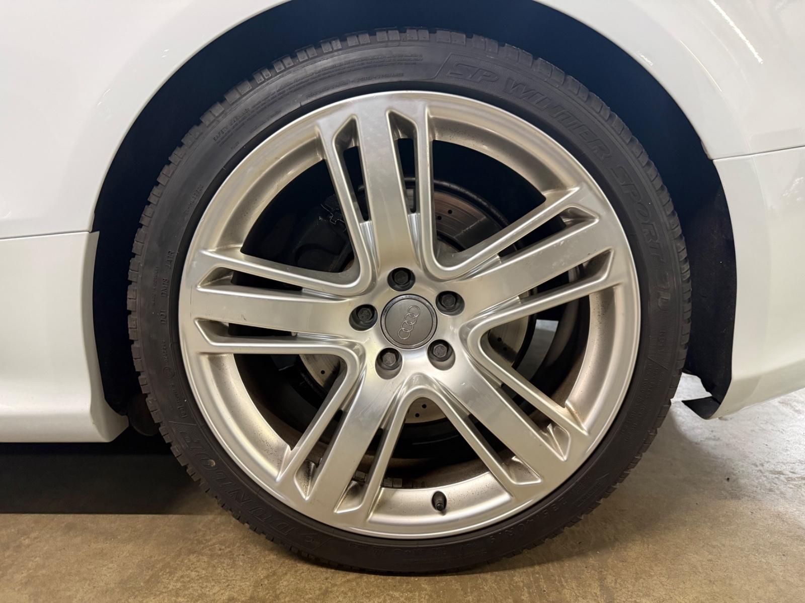 AUDI RS5 COUPE 4.2 FSI 450 ch 4X4 BVA - PHARES BI-XENON - CAMERA DE RECUL - TOIT OUVRANT