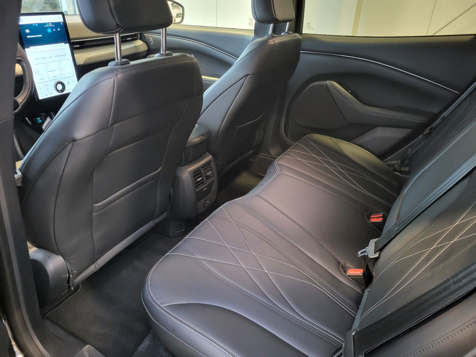 Fahrzeugabbildung Ford Mustang Mach-E RWD 75 Kwh/1HD/MWST ausweisbar