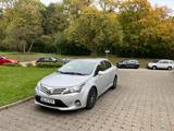 Toyota Avensis - gebrauchte Toyota Avensis aus dem Jahr 2012