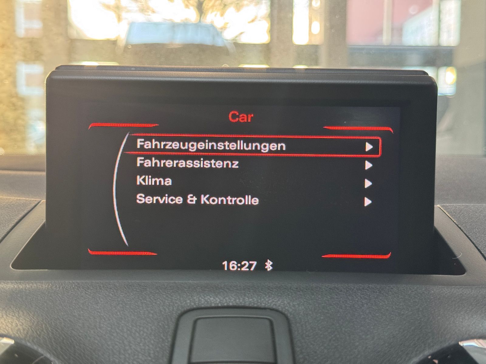 Fahrzeugabbildung Audi A1 1.6 TDI SPORTBACK S-TRONIC S-LINE AMBITION