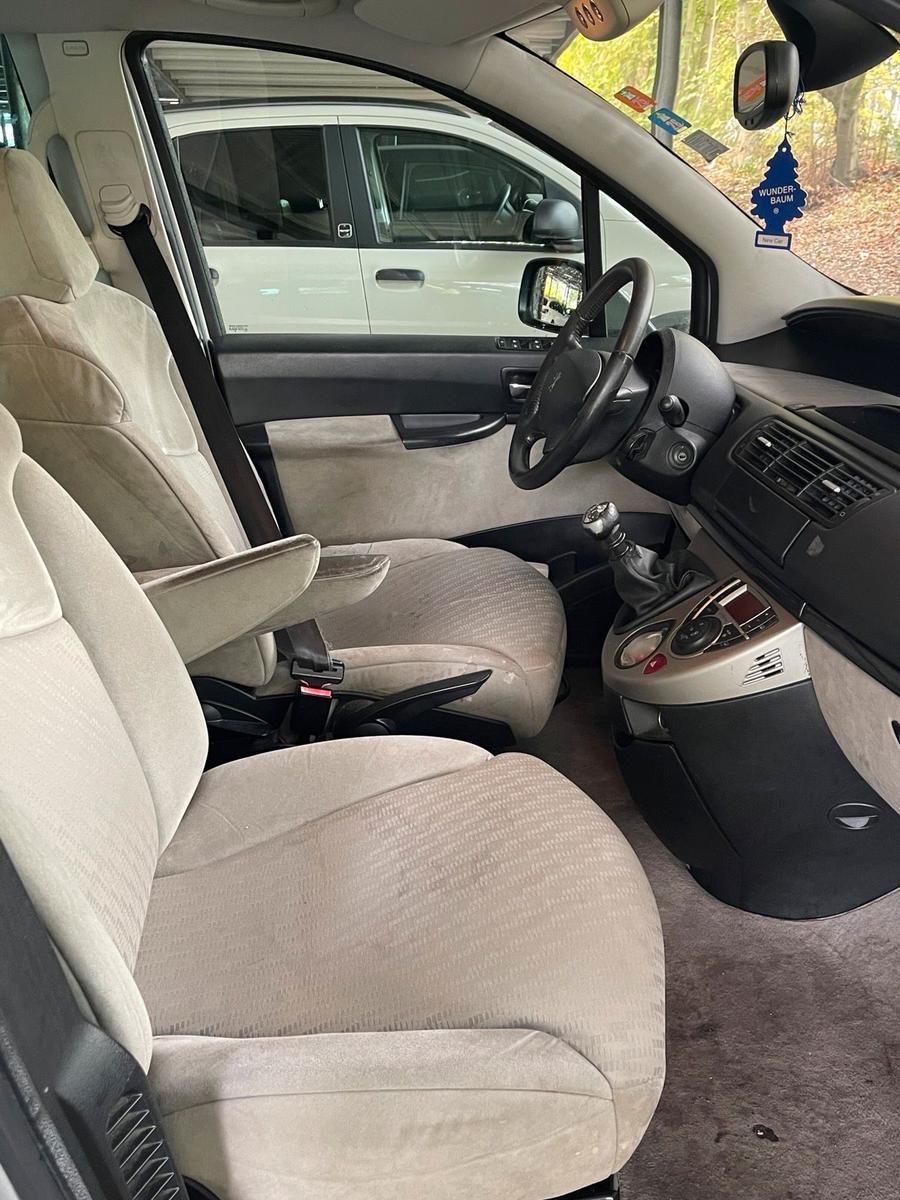 Peugeot 807 2008 — photo 15