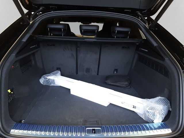 Fahrzeugabbildung Audi RS Q8 SUV B&O AHK HD-Matrix 23" PANO HuD StdHz