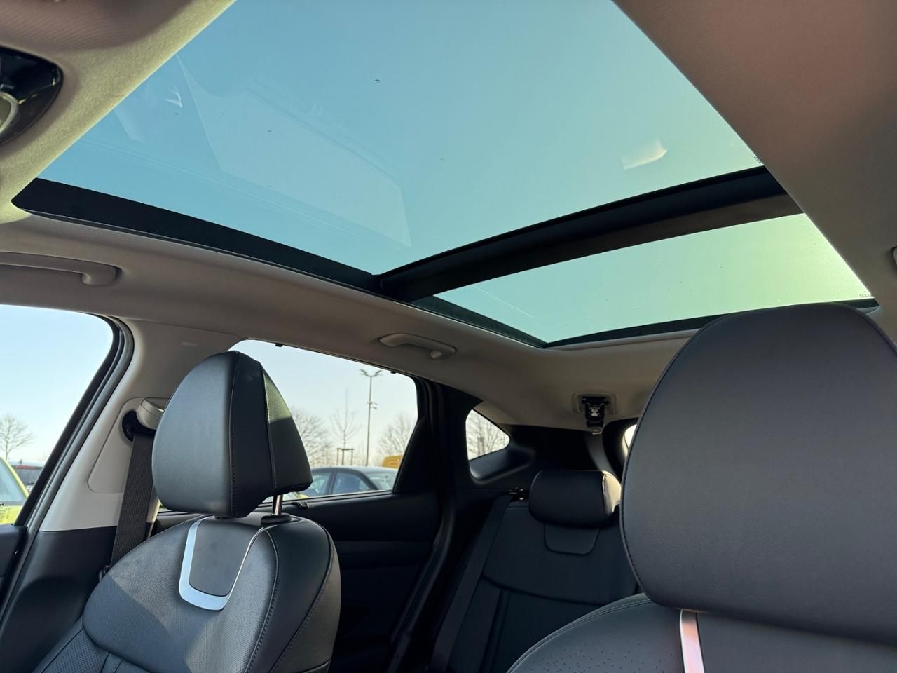 Fahrzeugabbildung Hyundai TUCSON PRIME *PANO*LEDER*4xSHZ*LED*KAMERA*KLIMAA