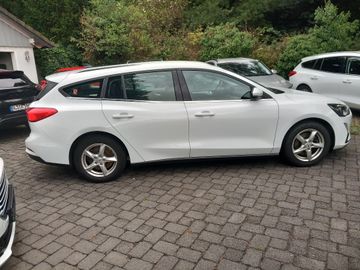 Ford Focus - 11