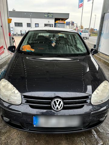 Volkswagen Golf Goal 5