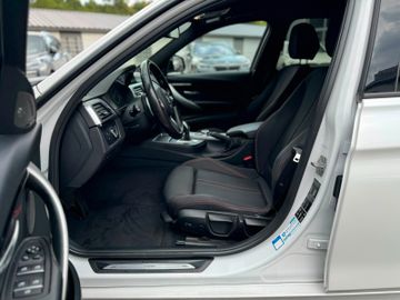 BMW 330 - 12