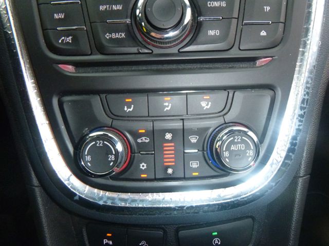 Fahrzeugabbildung Opel Mokka 1,4 Turbo >Allrad/NAV/KAM/PDC<