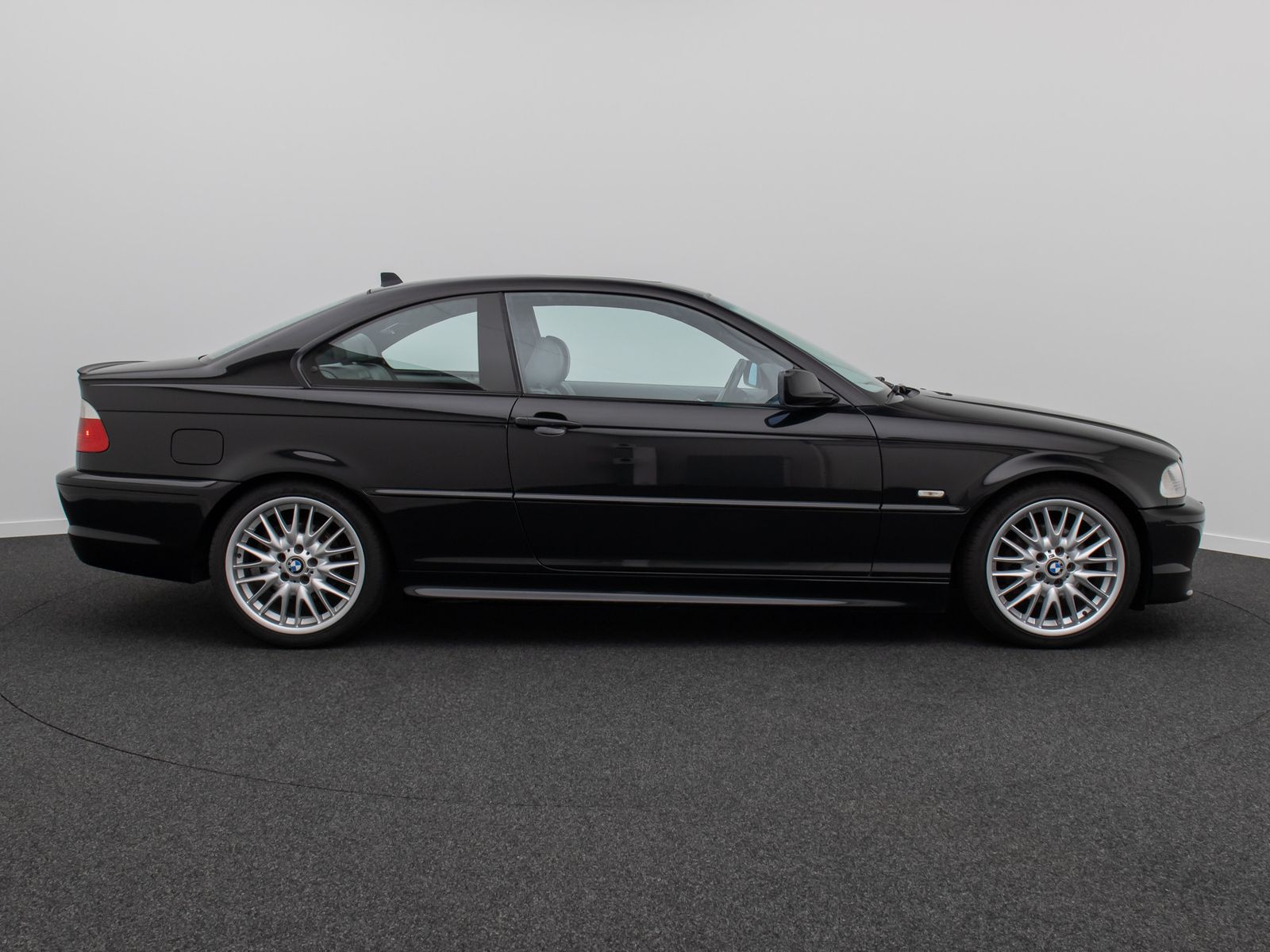 Fahrzeugabbildung BMW 325Ci M Sportpaket II Xenon H/K PDC GSD Memory