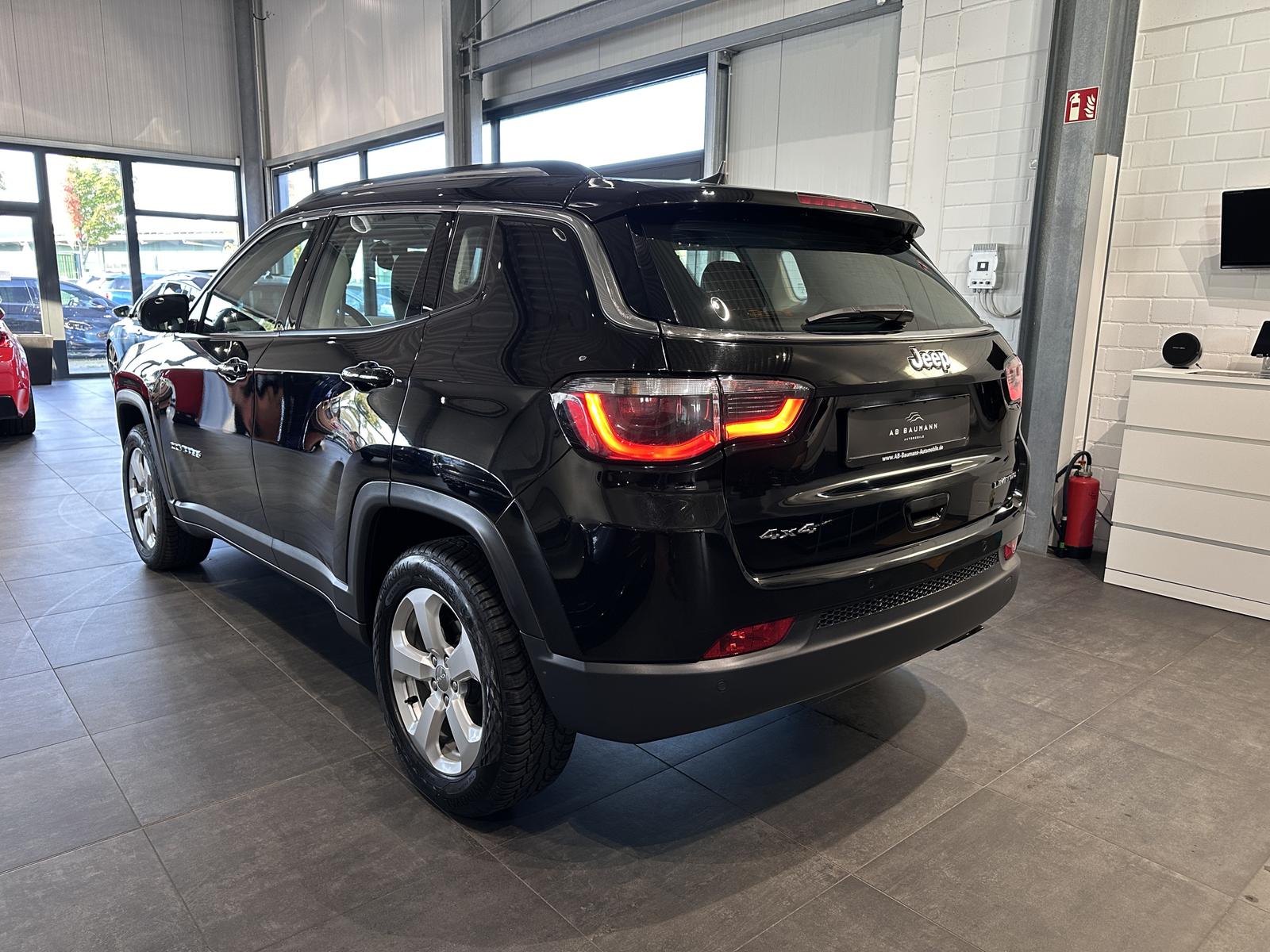 Jeep Compass Limited 4WD *AHK, NAVI, CARPLAY*