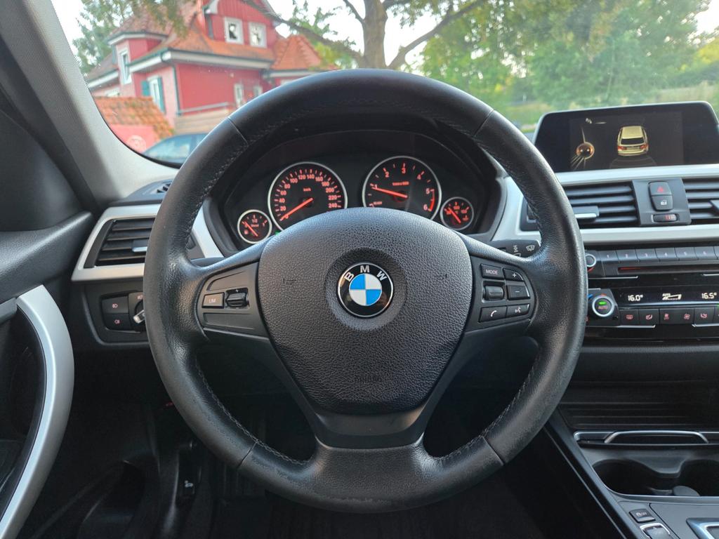 BMW 318