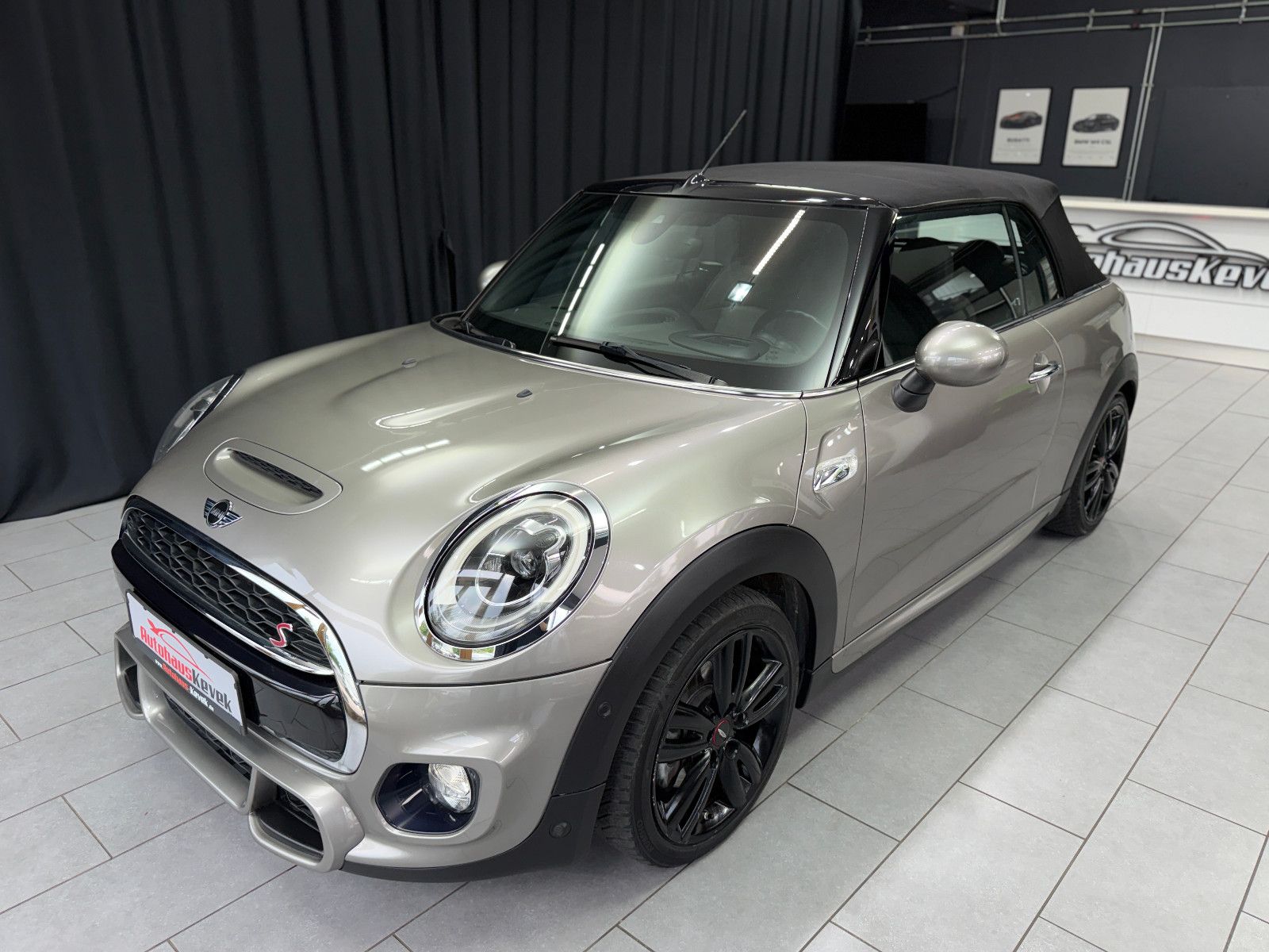 Fahrzeugabbildung MINI Cooper S Cabrio |AUTOMATIK|HuD|RF-KAMERA|LED