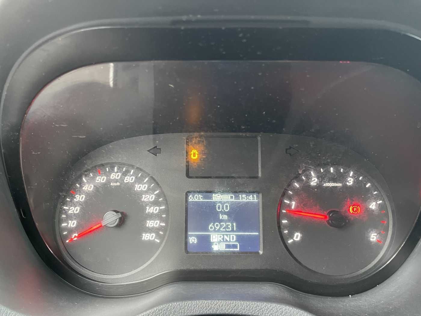 Fahrzeugabbildung Mercedes-Benz Sprinter 317 CDI DoKa/Mixto Autom AHK3,5 Klima