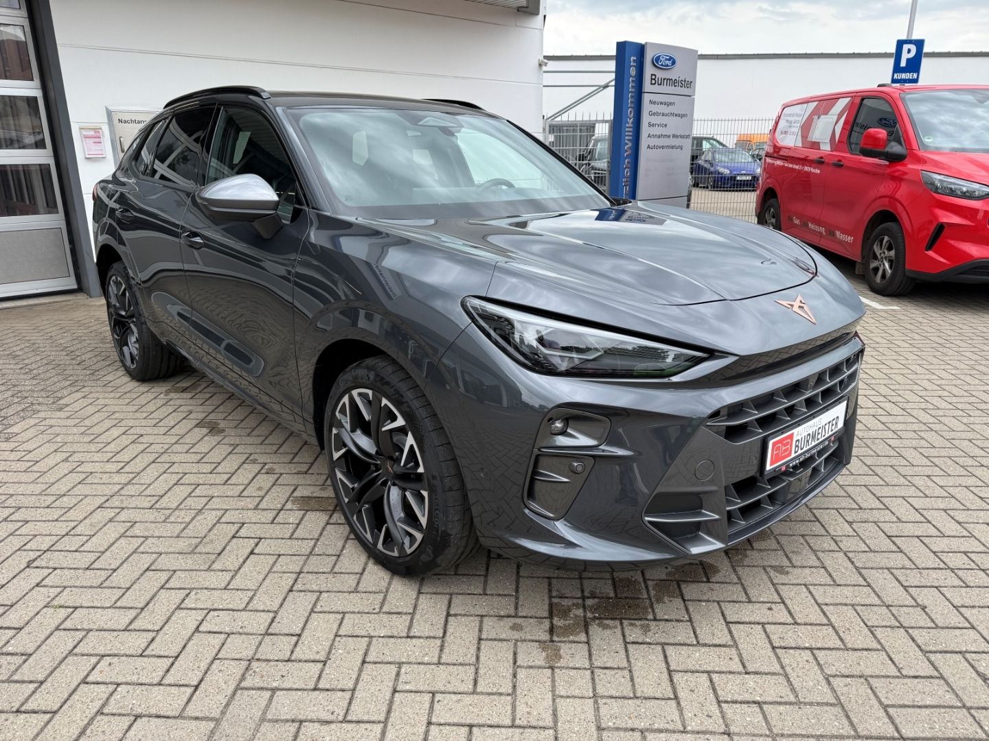 Fahrzeugabbildung CUPRA Terramar 2.0 TSI 4drive VZ HUD AD Pano Navi LED