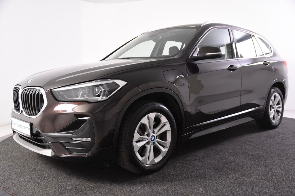BMW X1 xDrive25e *1.Hand*Navi*Park ass.*Standheizung foto 25