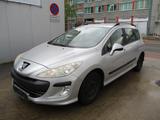 Peugeot 308 SW Tendance - Peugeot 308 Tendance mit Diesel-Antrieb