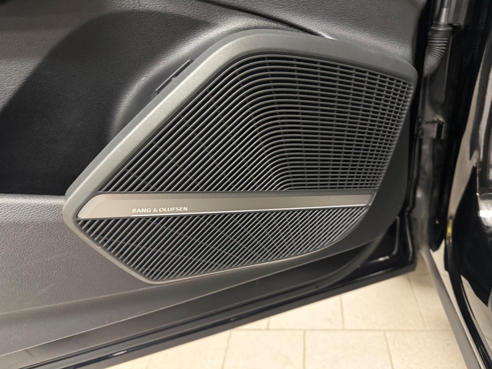 Audi Q5 45 TFSI quattro sport*S-LINE*PANO*STHZG*AHK*