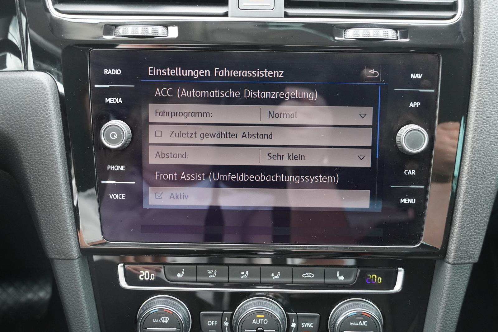 Volkswagen Golf VII 1.4 16V TSI Highline BMT LED Navi PDC