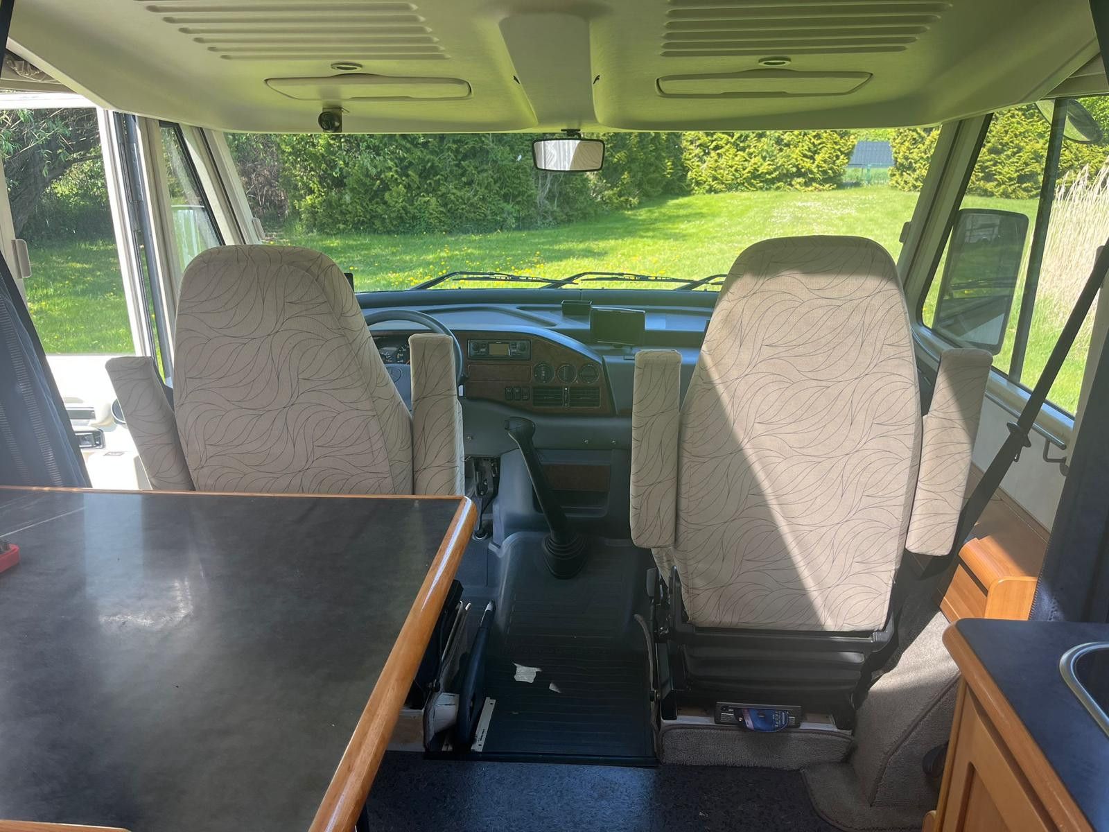 Fahrzeugabbildung HYMER / ERIBA / HYMERCAR S660 Automatik/AHK/SAT/Solar/Klima/Markise/Rückf