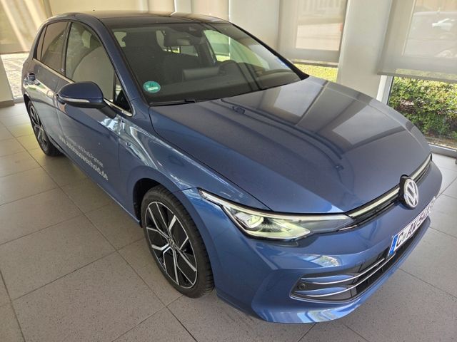 Golf Style 1.5 TSI LED+ PANO DCC AHK ERGO NAV AP