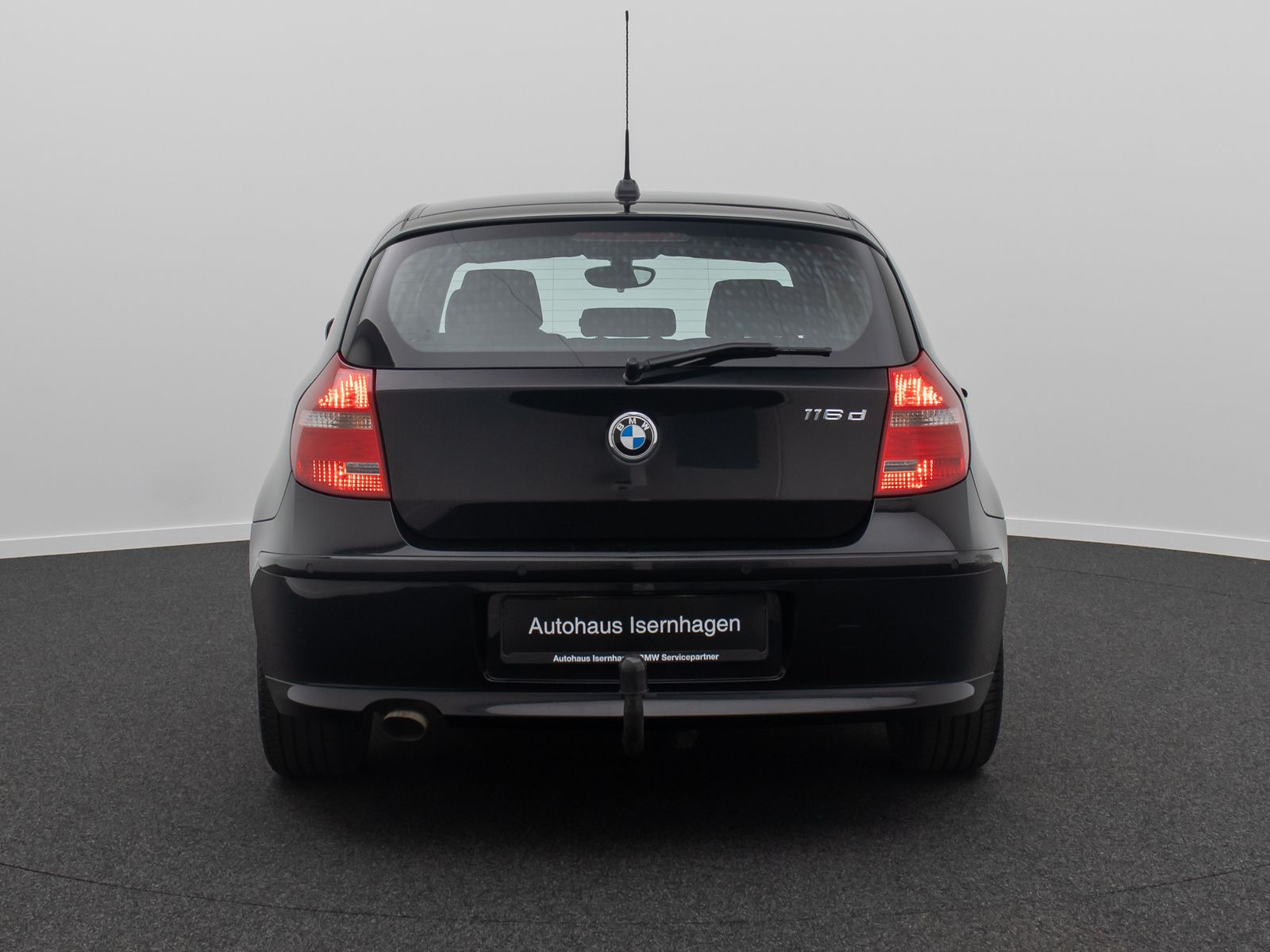 Fahrzeugabbildung BMW 116i PDC AHK Klimaanlage Alarm Start-StopAut LM